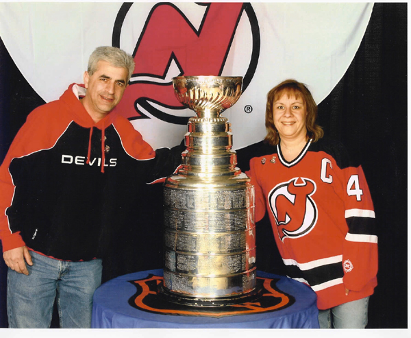 Stanley Cup2 for web.jpg (251923 bytes)